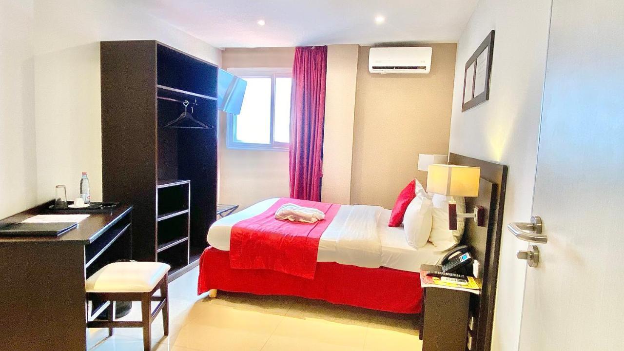 Hotel M'Lys Conakry Exteriör bild