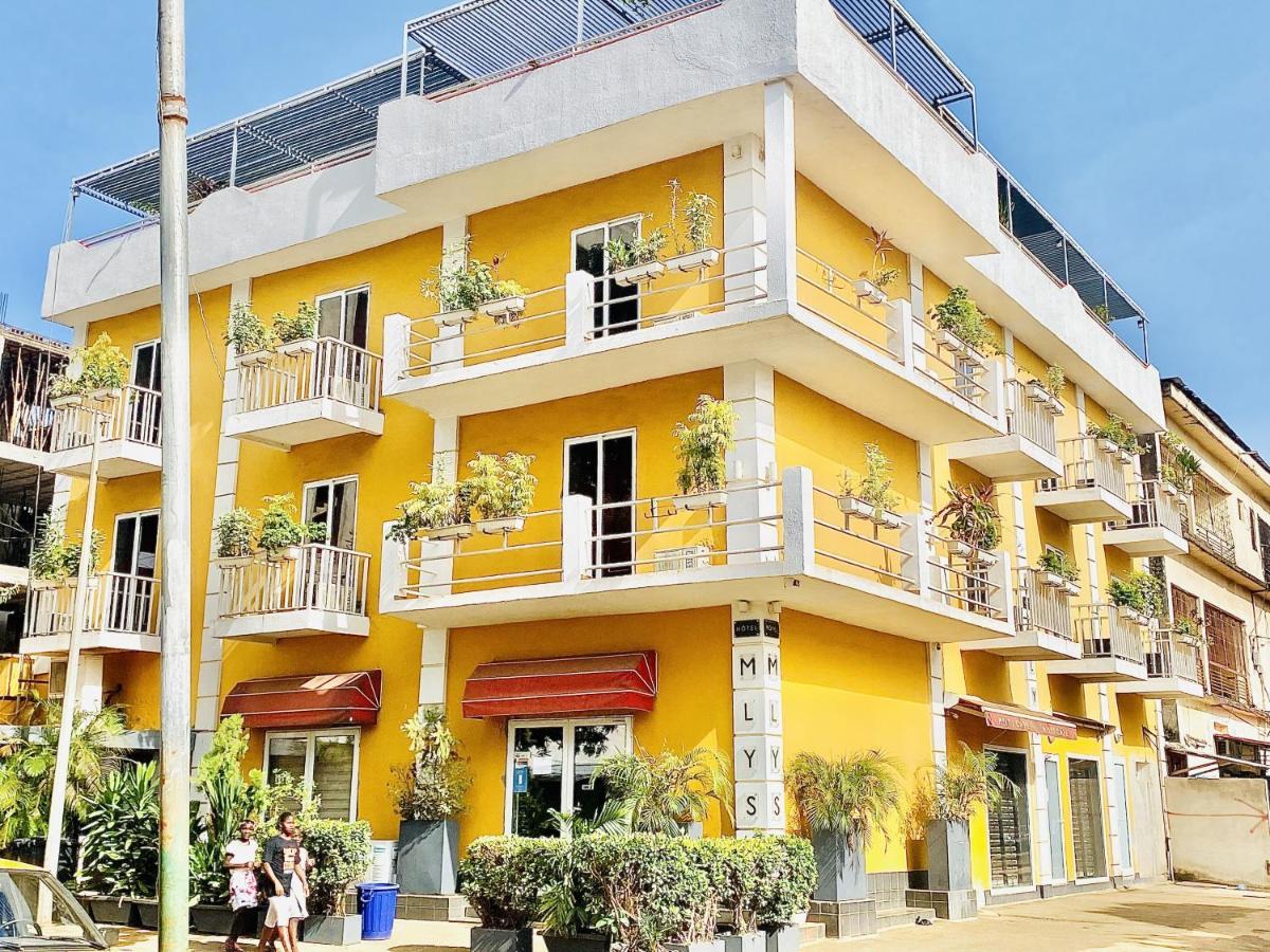 Hotel M'Lys Conakry Exteriör bild